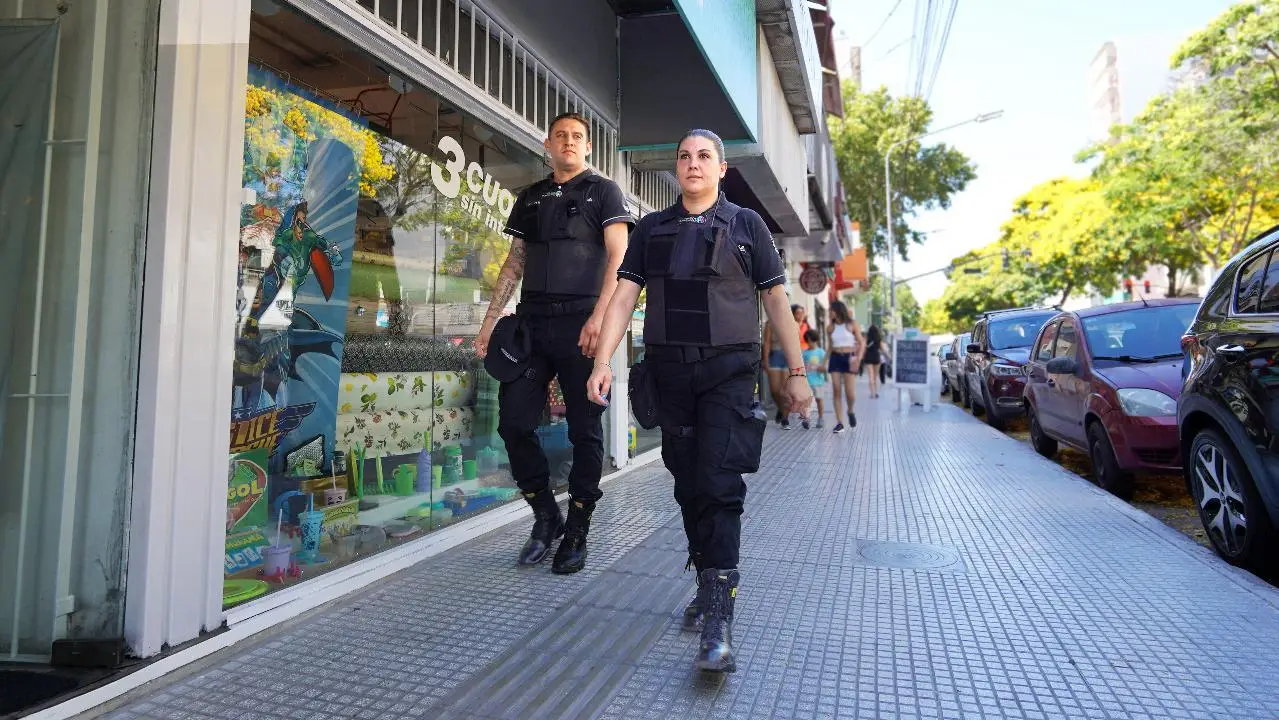 Nuevos agentes de patrulla para prevenir robos en los centros comerciales