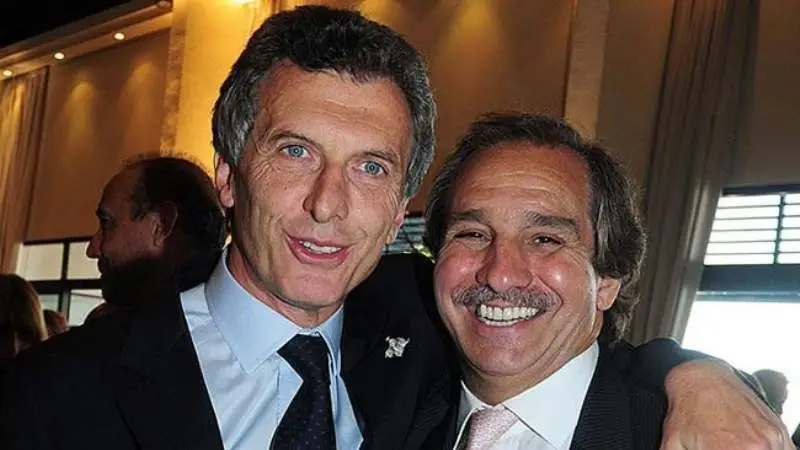 Macri no dudó en calificar a Caputo como su 