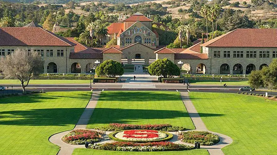 La Universidad de Stanford, cuna del Silicon Valley.