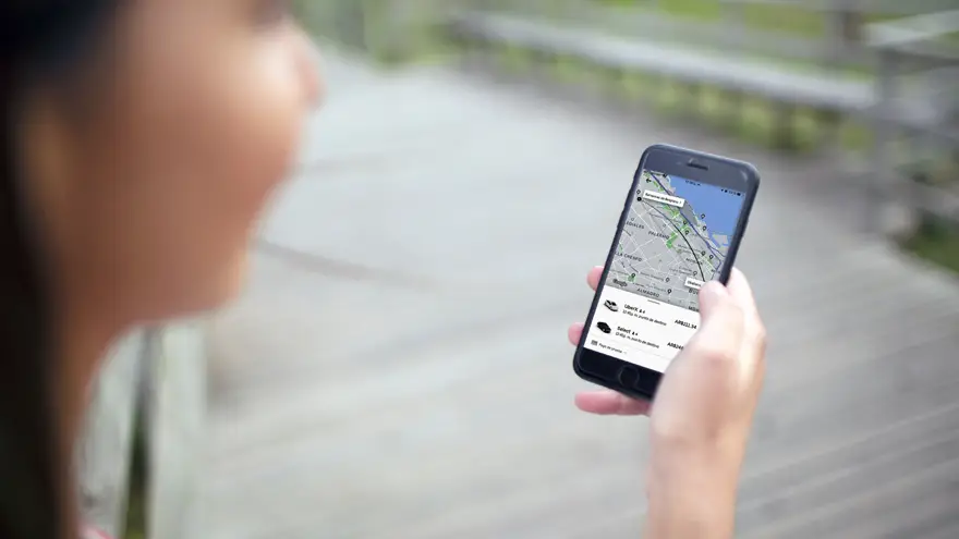Usuarios de Uber califican a los choferes