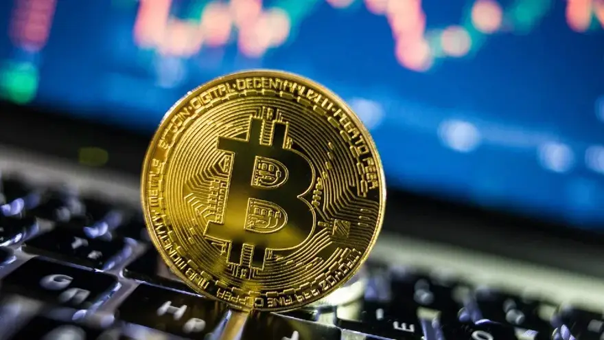 Luego de tocar mínimos en marzo, el Bitcoin volvió a subir con fuerza