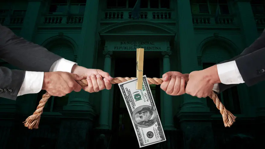 Dólar: las medidas del Banco Central no pudieron frenar al paralelo.