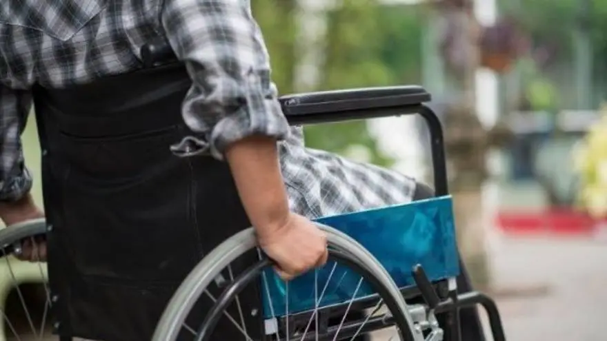 Las personas que deban asistir a otras con discapacidad son trabajadores esenciales