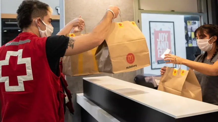 Gran parte de los locales de Mc Donald´s están cerrados y sólo atienden con delivery