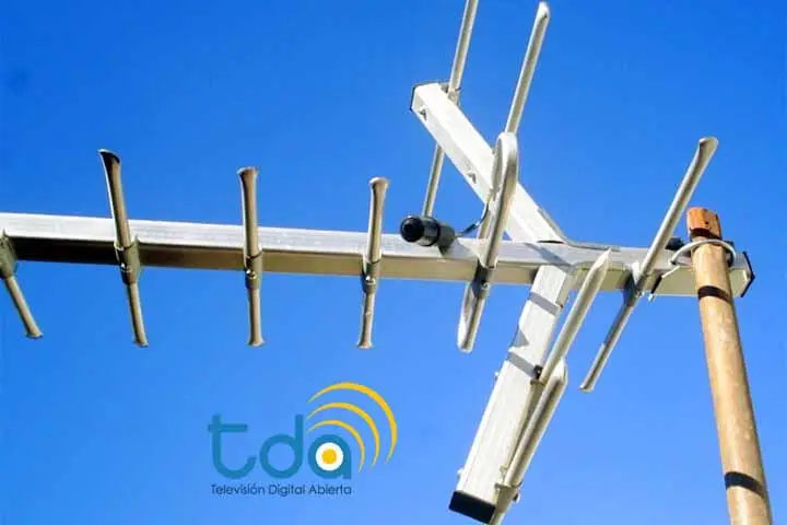 Esta es la antena que permite recepcionar el servicio de la TDA