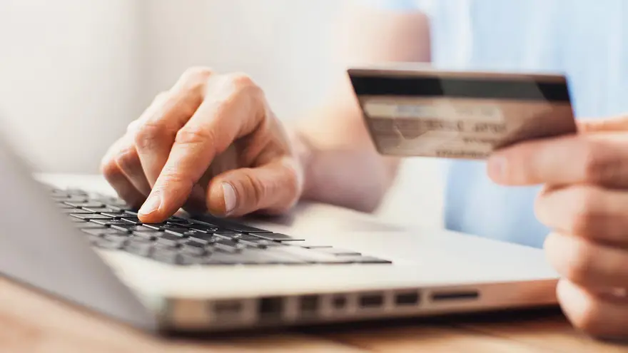 Los gastos en sitios de e-commerce del exterior también descontarán del cupo de u$s200.