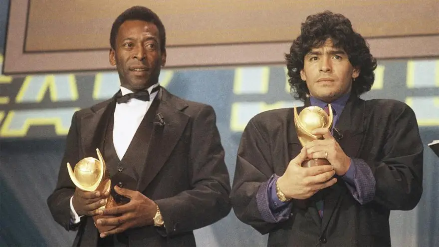 Pelé y Maradona en el año 1986.
