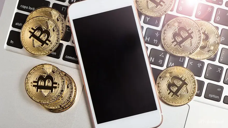 Invertir en Bitcoin desde un teléfono móvil es una actividad riesgosa.