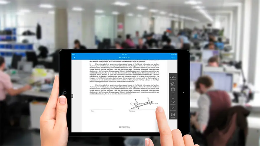 La firma electrónica acelera los flujos de trabajo en una organización.