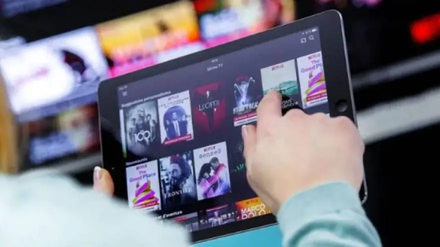Netflix busca reforzar los controles sobre quiénes comparten el acceso a una cuenta.