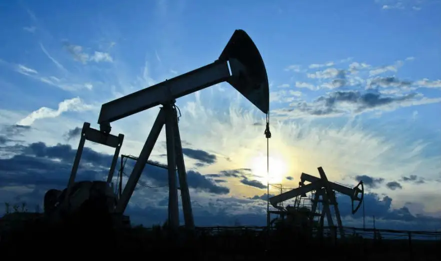 Crece el temor por un corte en suministro de petróleo.
