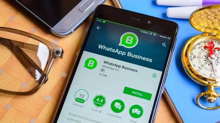 WhatsApp Business es la versión comercial de WhatsApp.