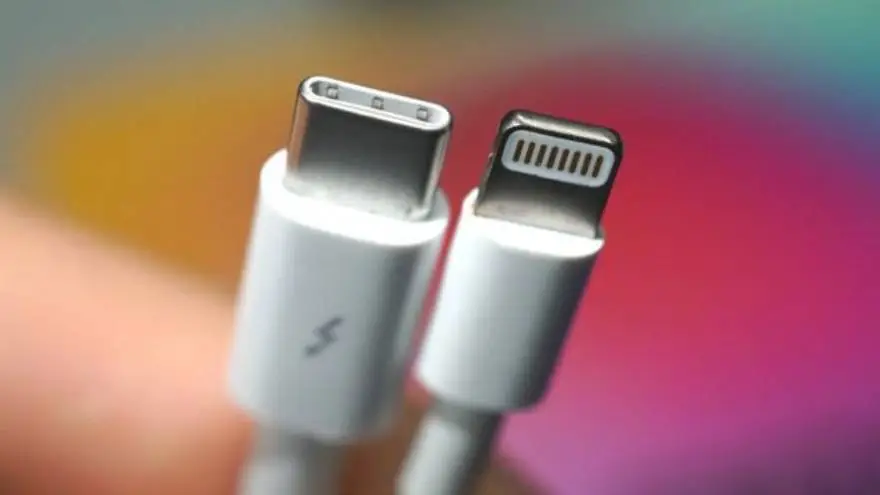 Recién a partir del iPhone 15 Apple dejó de usar en el iPhone el cable 