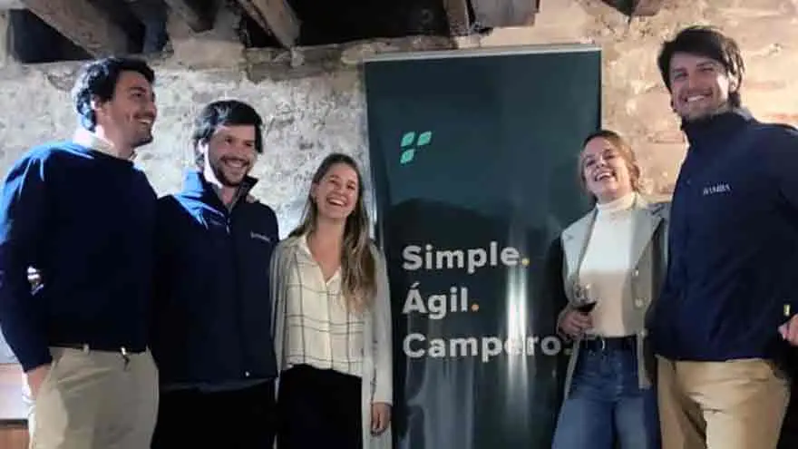 De izq. a der.: Luis Casanova, Federico Matassi, Sofia Riera, Lucia Costa y Felipe Lanusse.