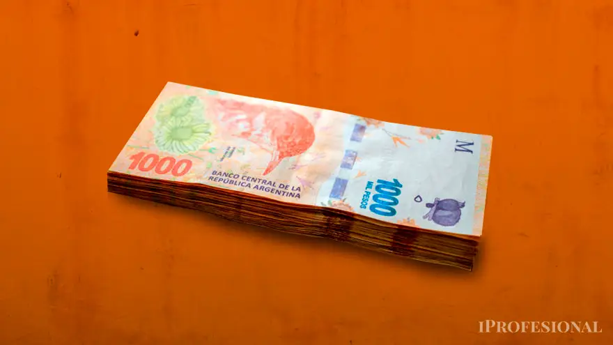 El límite establecido por AFIP para operar sin justificar es de $200.000 mensuales