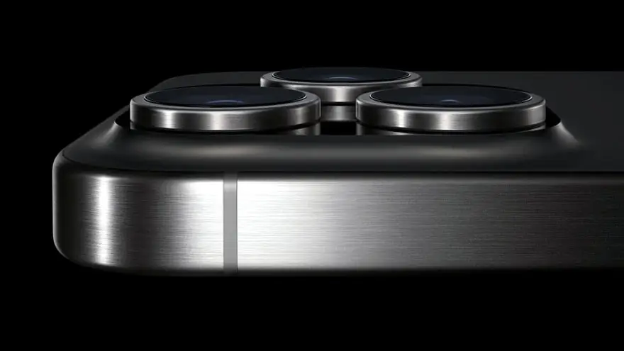 Cámaras traseras del iPhone 15 Pro Max.