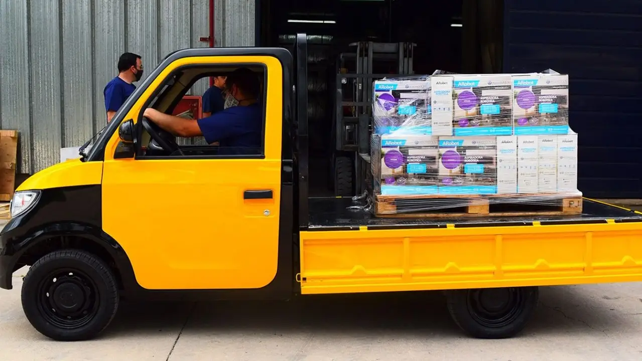 La camioneta Tita se ofrece en dos versiones, con autonomía de 100 y 300 kilómetros.