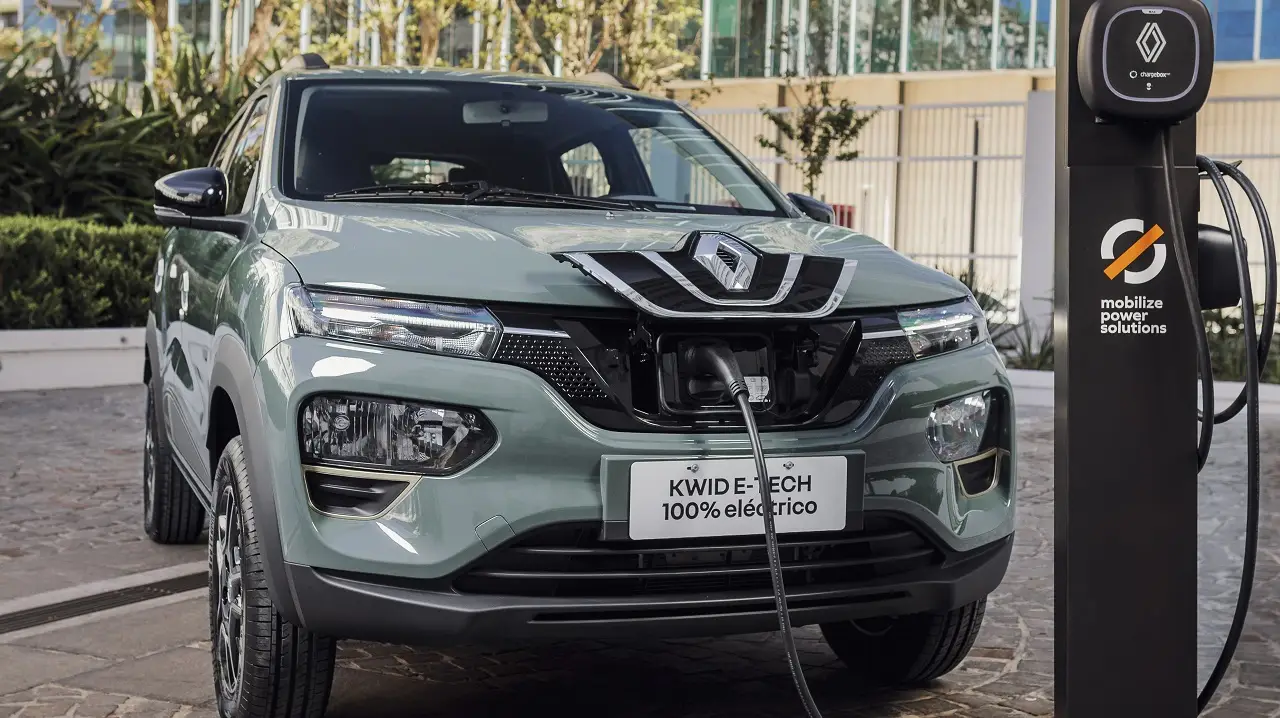El Renault Kwid E-Tech enfrenta al nuevo Ora 3.