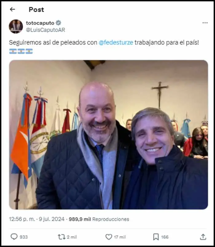 Los ministros de Economía y de Desregulación aprovecharon los festejos para mostrar que entre ellos no hay ningún conflicto y que está todo más que bien