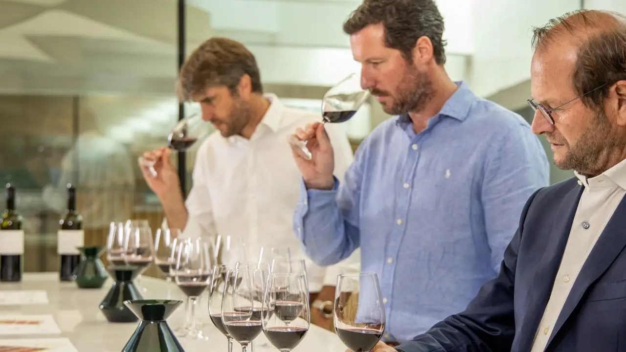 El equipo de Cheval des Andes, definiendo cortes