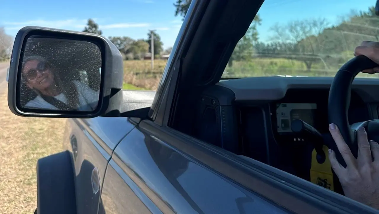 Bronco V6, una experiencia de manejo única en todo terreno.