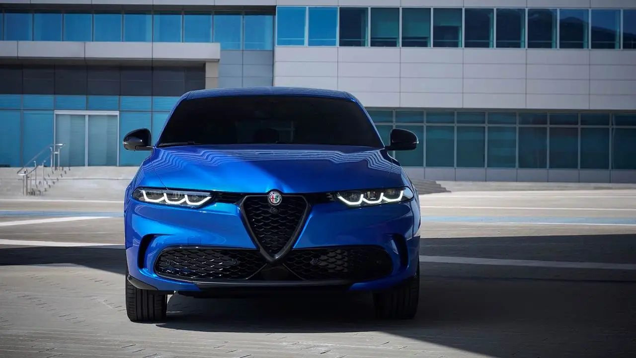 El Alfa Romeo Tonale estrena el motor híbrido enchufable.