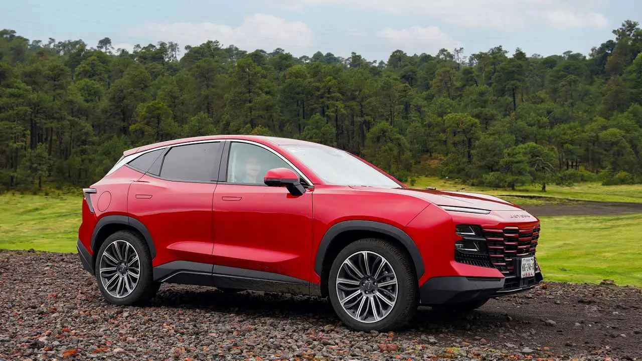 El Jetour Dashing es un SUV deportivo.