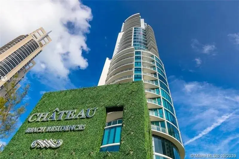 El Chateau Beach Residences, donde queda el departamento más caro que compró