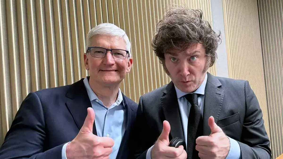 Tim Cook y Javier Milei en Cupertino.