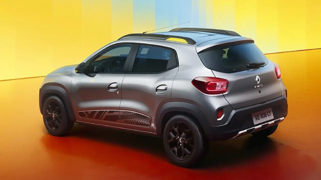 El Kwid Outsider tiene barras en el techo.