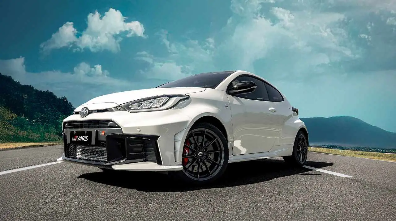 El gran cambio del nuevo GR Yaris es que tiene caja automática además de manual.