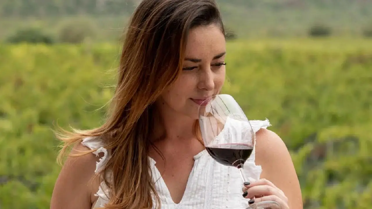 Trabajaba como bióloga y hoy lidera Bodega Dal Borgo, referente del vino boutique en Salta