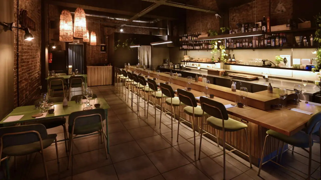 Cuánto cuesta comer en el restaurante de sushi con calificación casi  perfecta