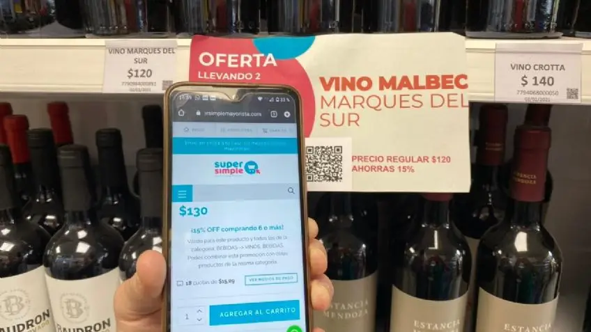 Comprando con QR de cada producto haces el checkout por el celular sin pasar por caja.