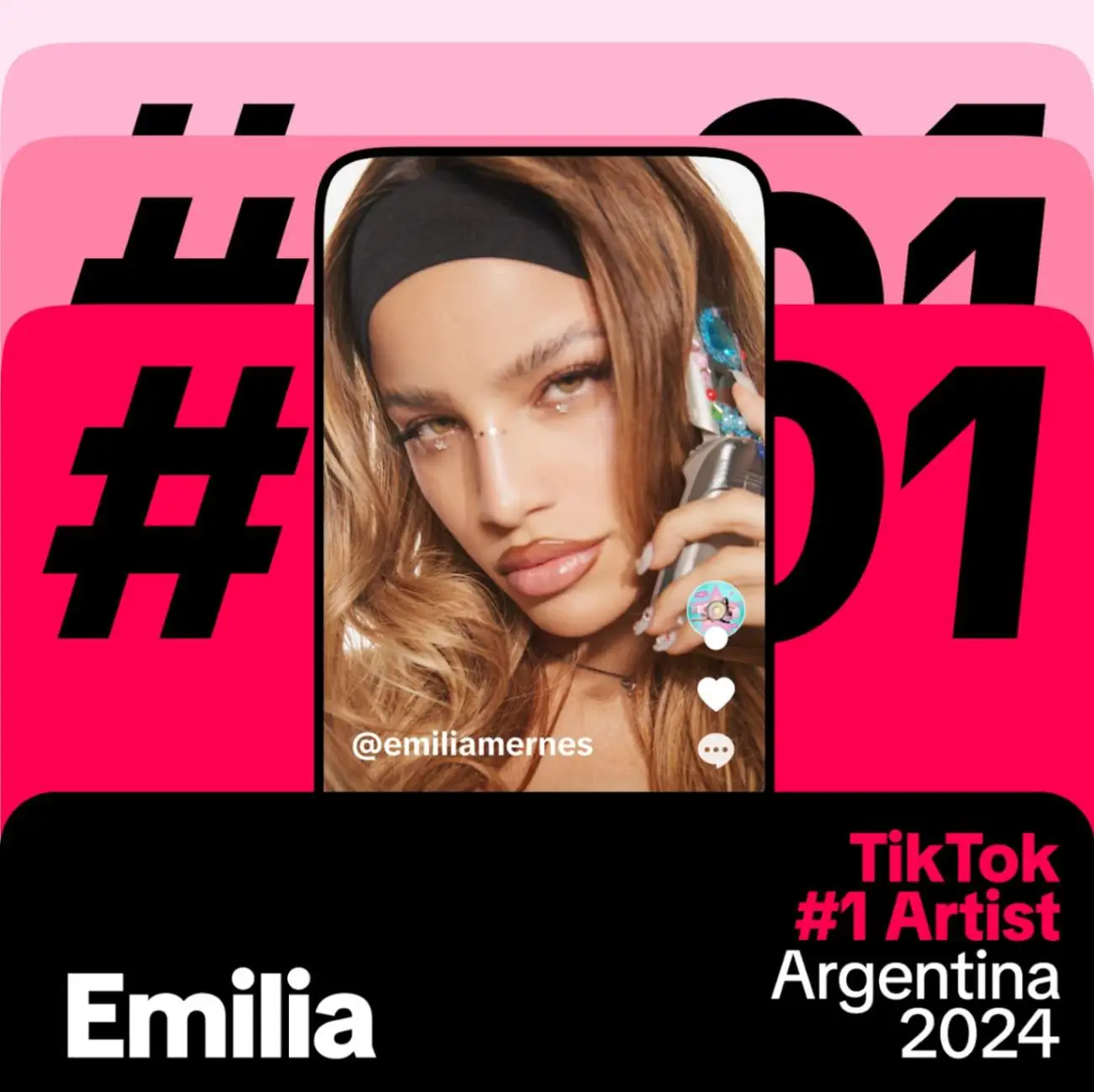 Emilia ocupa el puesto 1 de artistas más escuchados en Argentina