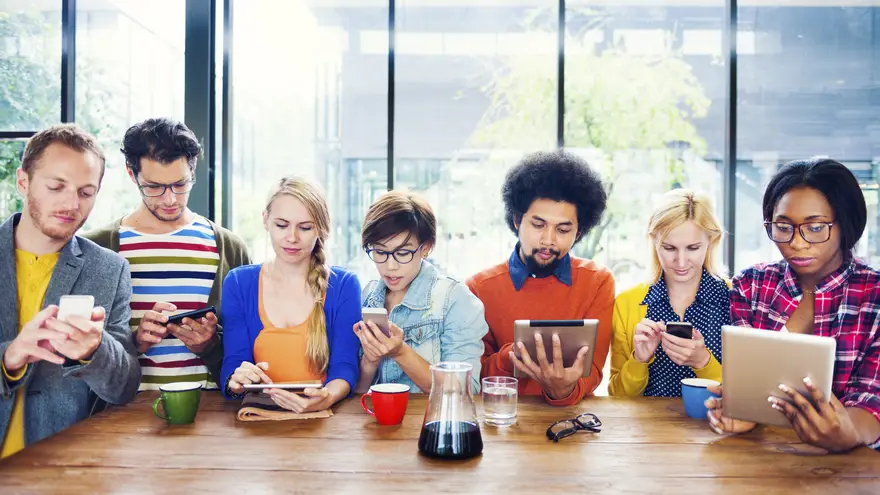  el 77% de los usuarios consultados y que manifestaron que están dispuestos a utilizar criptomonedas como forma de pago en el futuro son millennials 