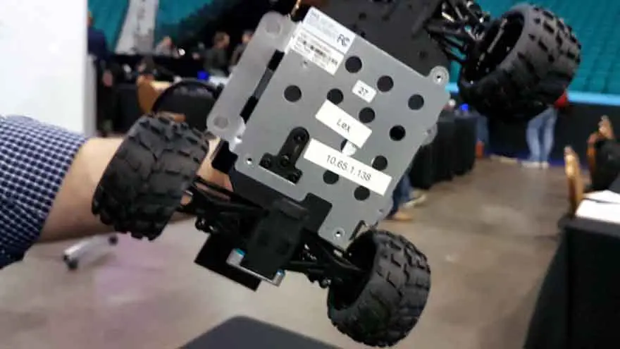 Detalle del AWS Deep Racer.