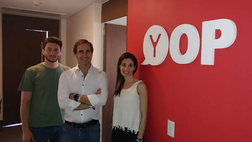 Tomas Mindlin, partner; Federico Giesenow, managing partner; y Mariana Tofalo, country manager, de YopDev