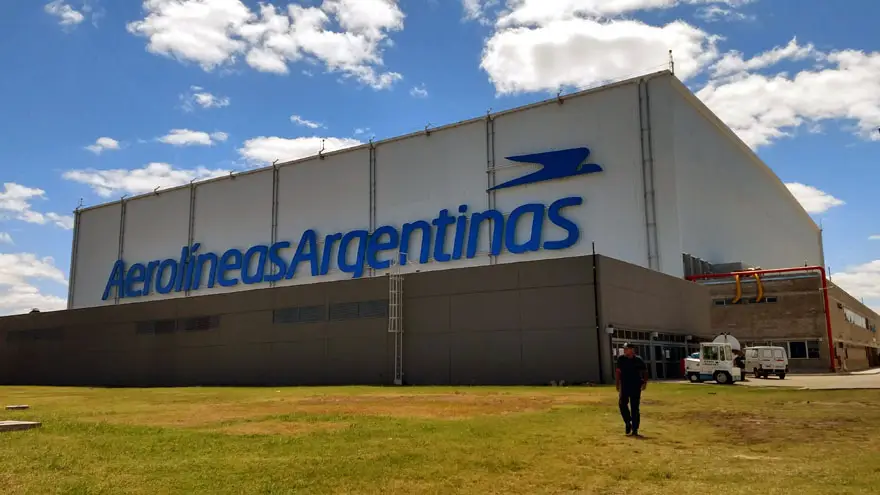 Exterior del hangar 5 de Ezeiza.