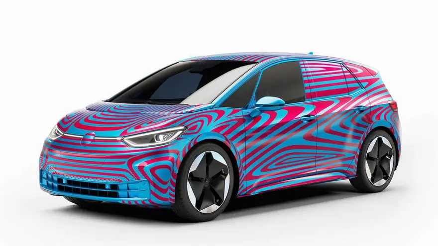 El primer auto eléctrico de la compañía atraviesa graves problemas antes de ser lanzado