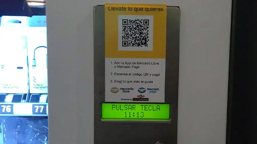 Las compras en las máquinas expendedoras se realizan con códigos QR.