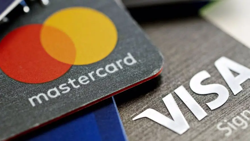 Visa y Mastercard se suman a firmas como Fedex, BP, Shell, UPS, DHL o la naviera Maersk que se plegaron a las sanciones contra Rusia