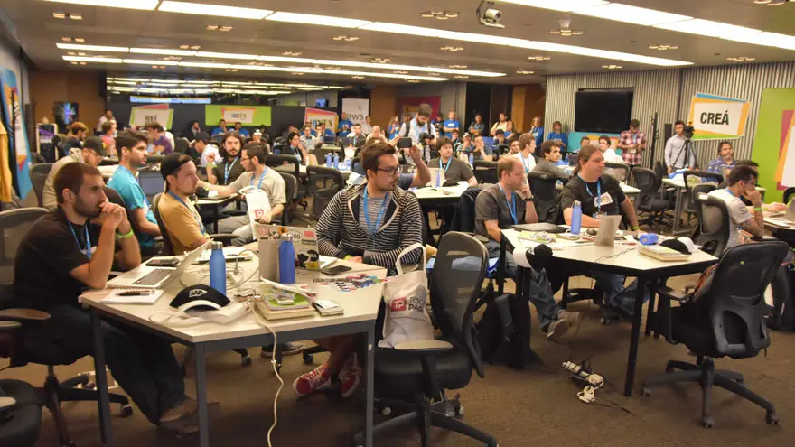 Los hackathones ahora son a distancia