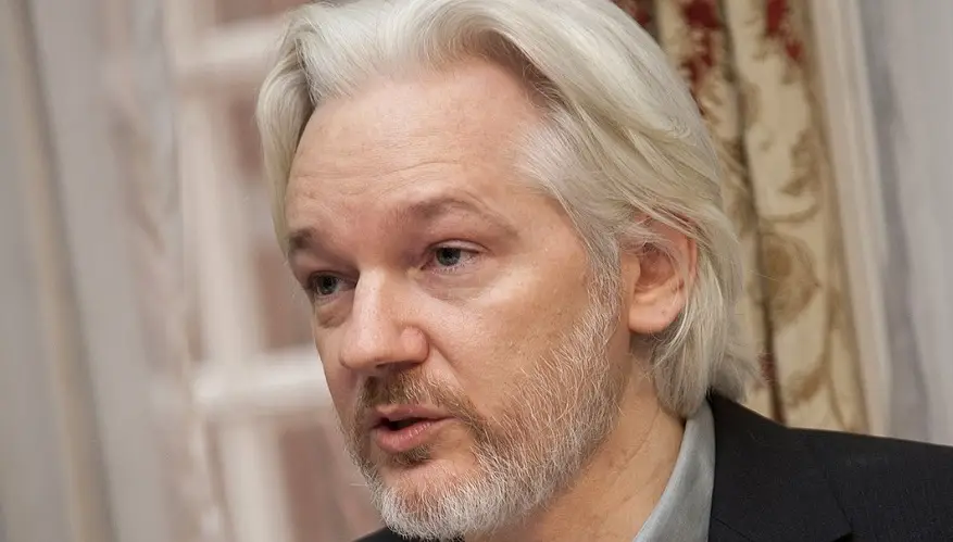 Julian Assange fue liberado