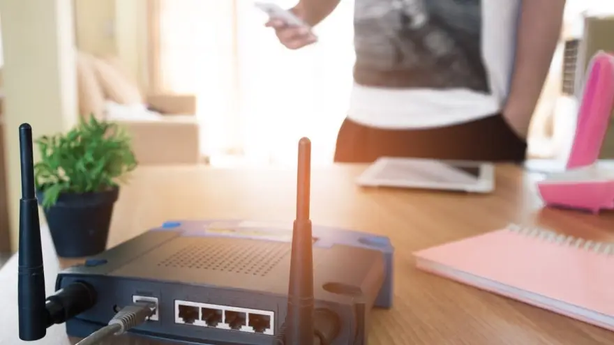 Existen aplicaciones que permiten a cualquier usuario acceder sin problemas a la lista de equipos conectados. Una de ellas es Who is on my wifi