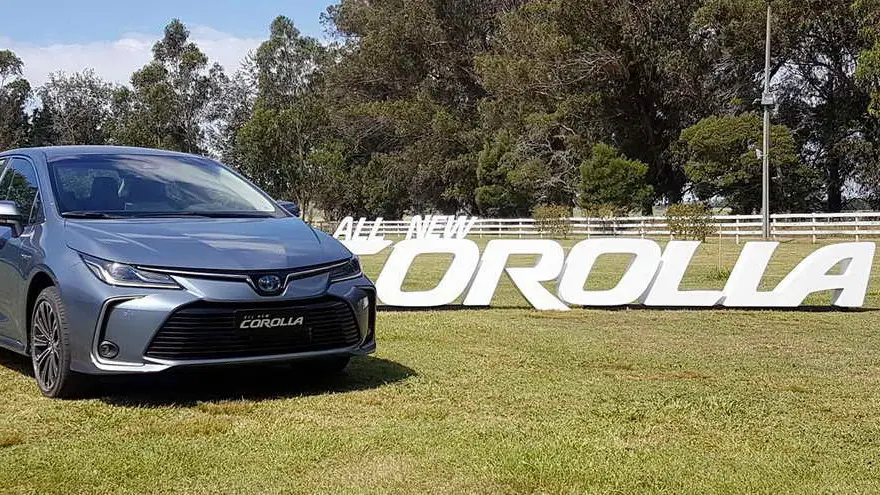 Entre las alternativas se destacan los Corolla XEi CVT, Corolla XEi híbrido CVT y Corolla Cross 