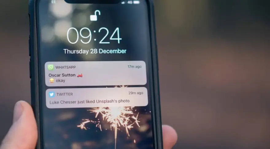 Lo primero que se debe hacer es quitar las notificaciones del grupo