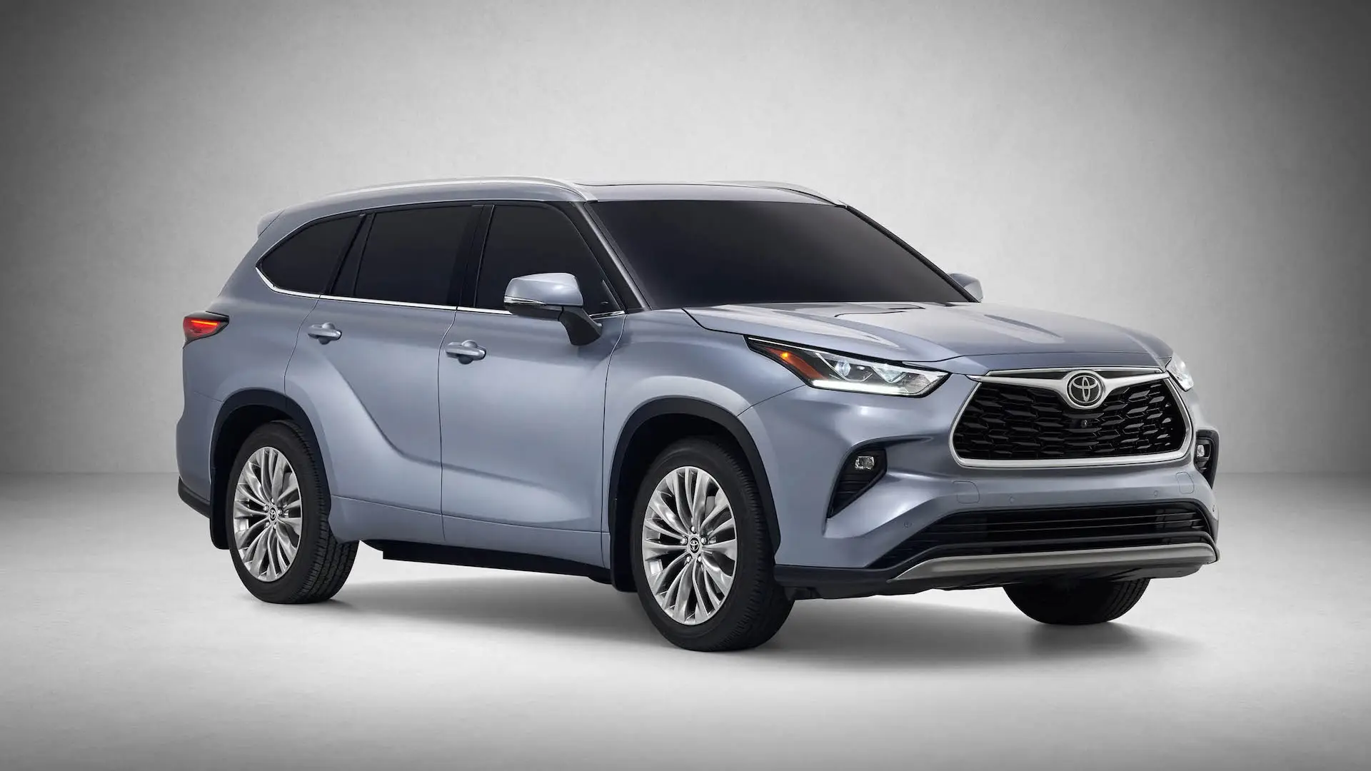 El ranking empieza con el mejor SUV híbrido, y el ganador es el Toyota Highlander Hybrid 2020