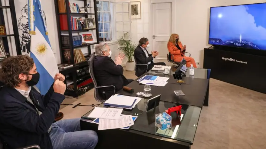 El presidente Alberto Fernández presenció el lanzamiento en Olivos
