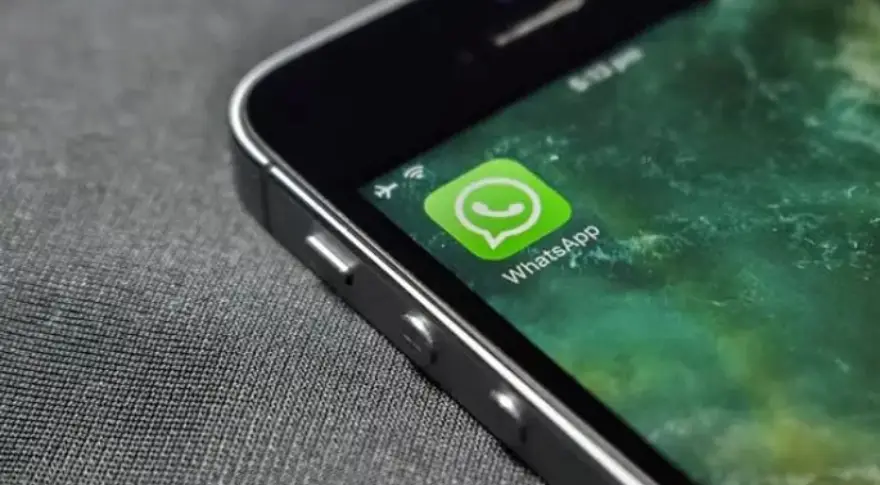 WhatsApp, la aplicación de mensajería instantánea, dejara de ser compatible con smartphones con sistema Android 4.0.4 o menor